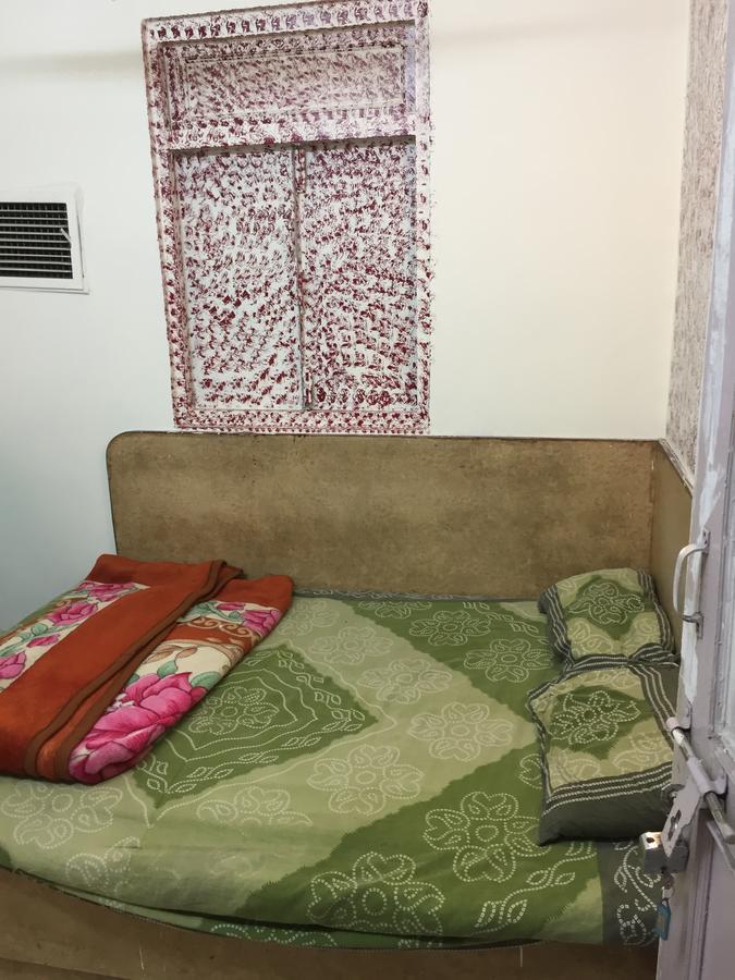 Karam Durga Guest House New Delhi Eksteriør billede
